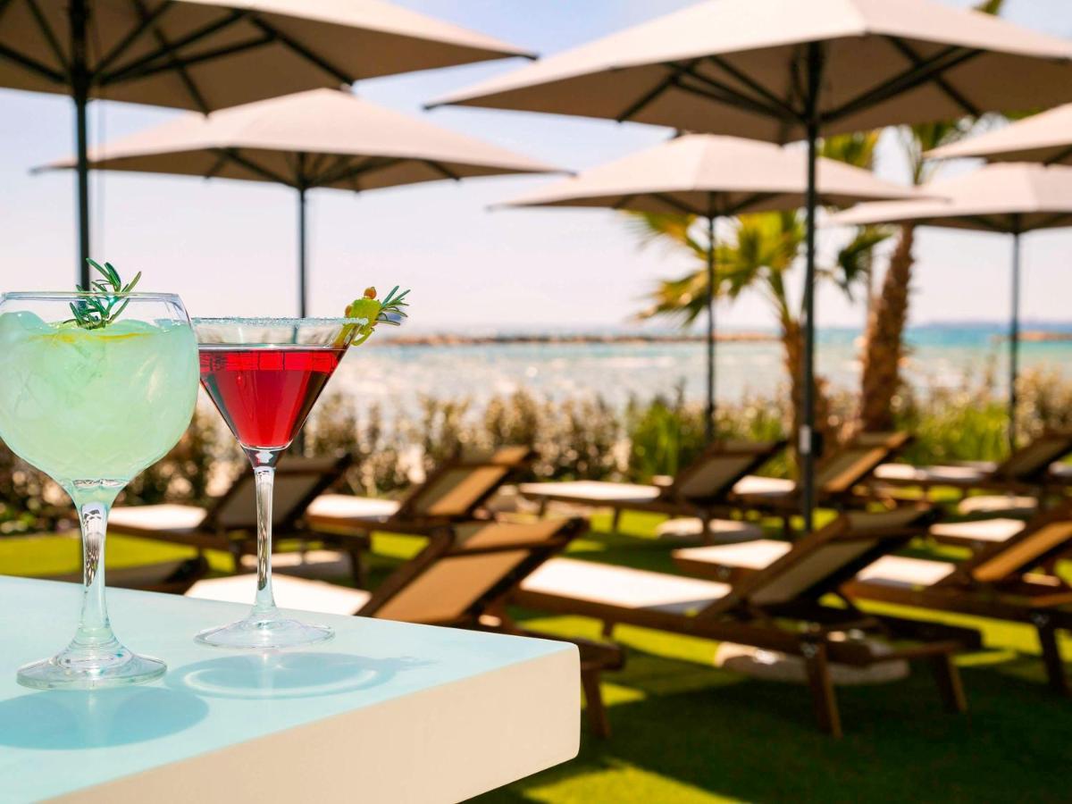 Mercure Larnaca Beach Resort Exterior photo