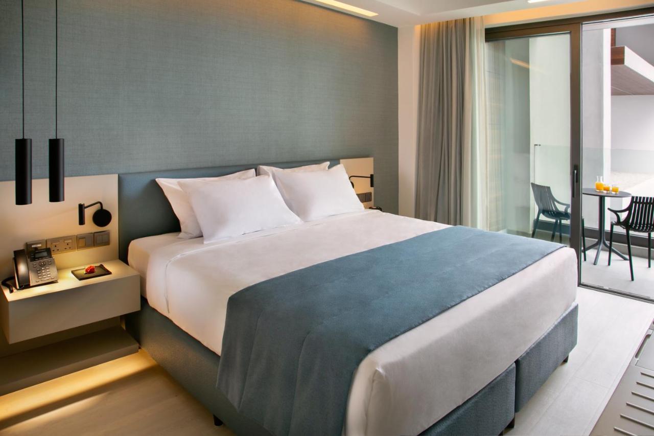 Mercure Larnaca Beach Resort Exterior photo